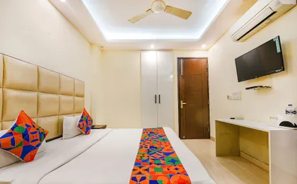 Fabhotel Ak Villa