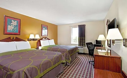 Super 8 By Wyndham Forrest City