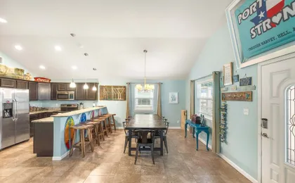 Boogie Board Bungalow - Pet Friendly! Private Pool!