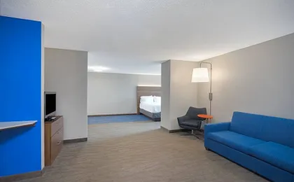 Holiday Inn Express Hotel & Suites Frankfort By IHG