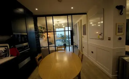 Surrey Quays Apartment