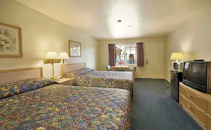Days Inn by Wyndham Riverside Tyler Mall