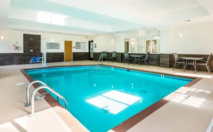 Fairfield Inn & Suites Greensboro Coliseum Area