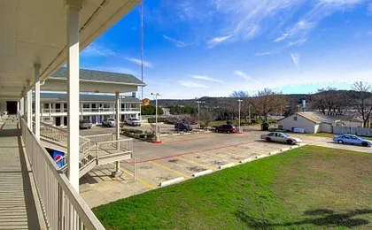 Motel 6-Kerrville, TX