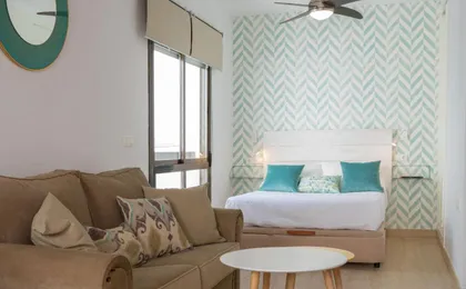 Santa Marina Central Loft by Valcambre