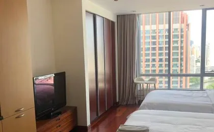 Yishui Haoting Boutique Homestay (Shanghai Nanjing Road Pedestrian Street Branch)