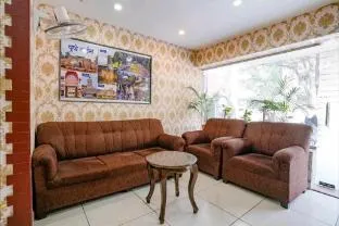 Hotel Gargi Deluxe