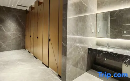 Holiday Inn Express CHENGDU PIDU by IHG