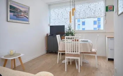 Sunny Apartment