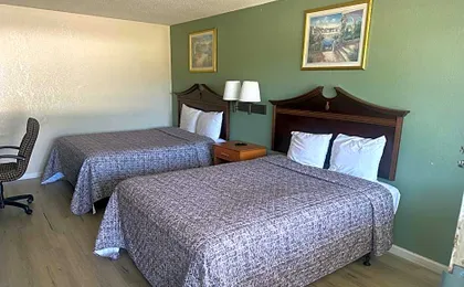 Key West Inn - Newport News