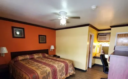 Vanguard Motel
