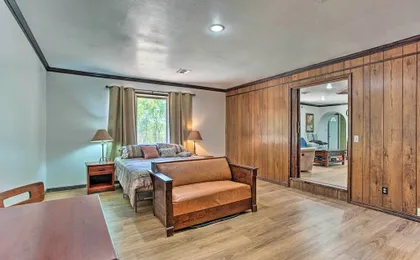 Lovely 'anna Fink House' w/ Patio & Fire Pit