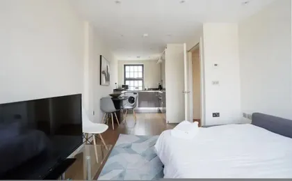 Cool Kings Cross Apartment OM5