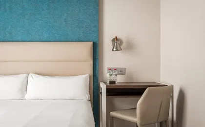 Arya Stadium Hotel