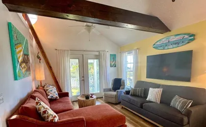 Surfside Oasis ~tropical Pool! Walk to the Beach!