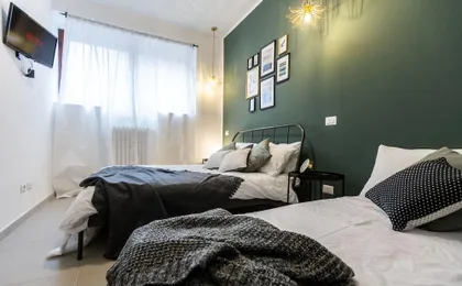 Home Hotel - Paruta 65