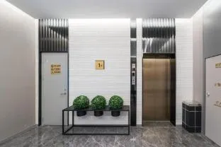 Home Inn Style Golden Chongqing Shapingba Railway Station Three Gorges Square