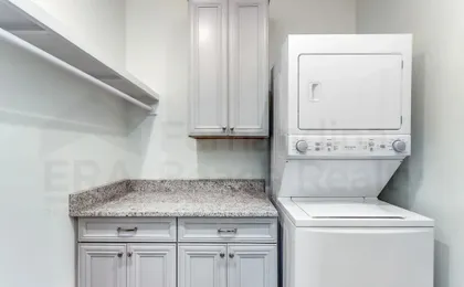391 S Fletcher Ave D 1 Bedroom Condo by RedAwning