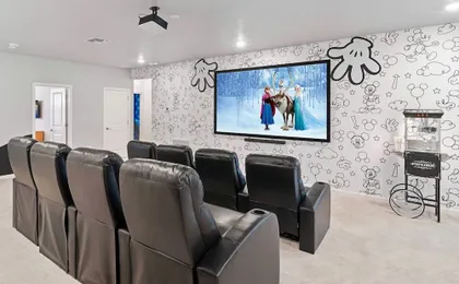 Upstay: 15br Villa w Games Room, Pool & Cinema