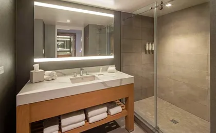 Live Casino & Hotel Louisiana, Curio Collection by Hilton