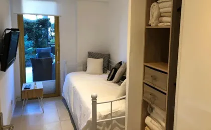 Luxe apartment center 6pers 300m2 privare garden