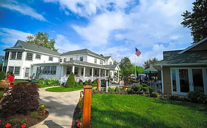 The Lakehouse Inn Geneva