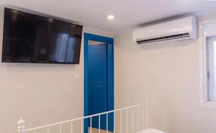 Blue And White Apartment VIPGreece