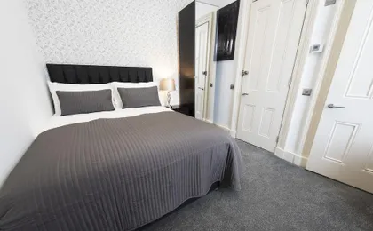 Grosvenor Suites