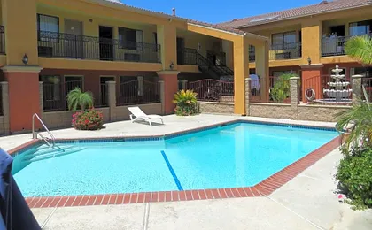 Azusa Inn