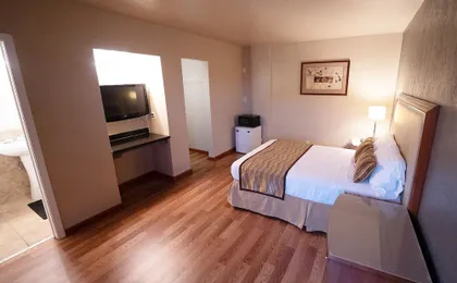 Stockton Travelers Motel