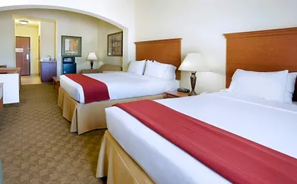 Holiday Inn Express Hotel & Suites Zapata By IHG
