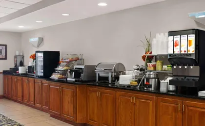 Wingate by Wyndham Bentonville Airport