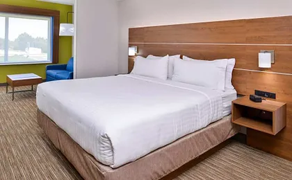 Holiday Inn Express & Suites - Siloam Springs By IHG