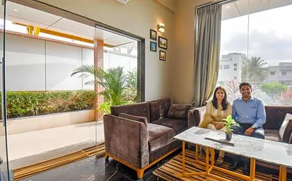 Super Townhouse OAK Hotel Rajmudra