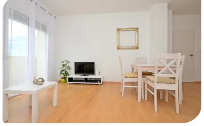 Aprtment close to Center