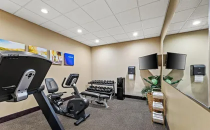 Comfort Inn & Suites Tuscumbia - Muscle Shoals