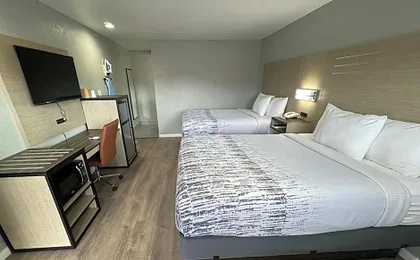 Copper Manor Motel