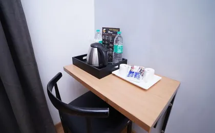 Hotel Lyf Corporate Suites Meera Bagh