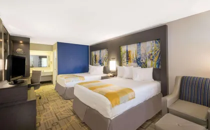 Days Inn by Wyndham Asheville Downtown North
