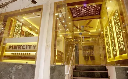 Hotel pink city