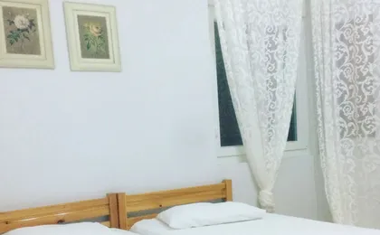 Taki's Guests