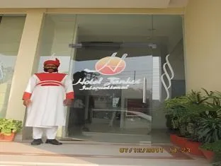 Hotel Janhvi International