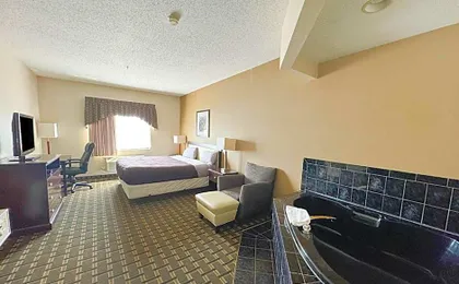 FairBridge Inn & Suites Batavia-Darien Amusement Park