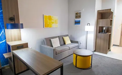 Comfort Inn & Suites