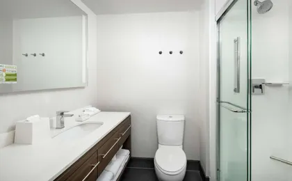 Home2 Suites by Hilton Nashville Downtown Convention Center (H)