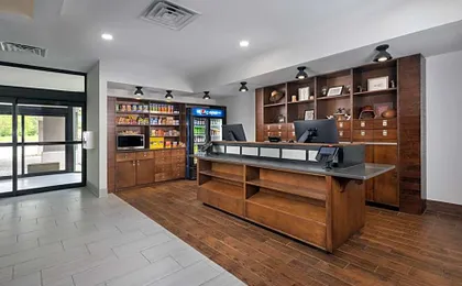 Four Points By Sheraton Kansas City Airport