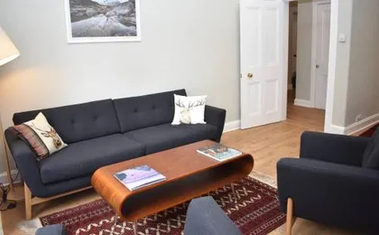 High Street - modern Scandi design apartment in the heart of the old town!