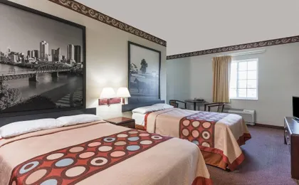 Super 8 by Wyndham Harrisburg Hershey North