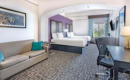 La Quinta Inn & Suites by Wyndham Norfolk