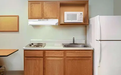 WoodSpring Suites Columbus NE I-270 Airport